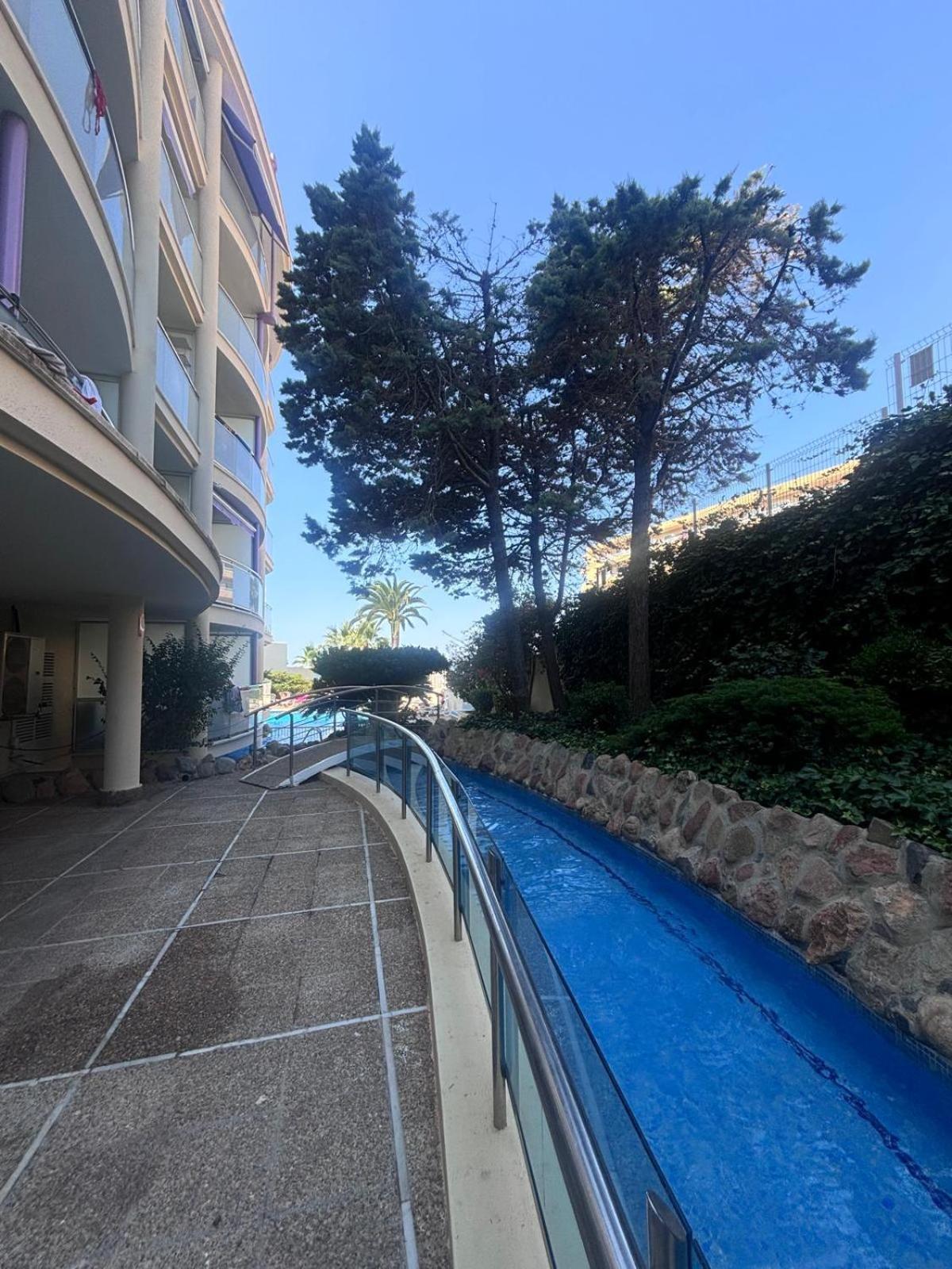 Apartamentos Cala Crancs سالو المظهر الخارجي الصورة